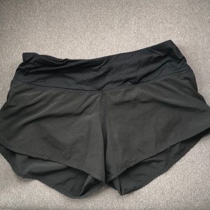 Lululemon Run Short Size 2